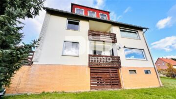 Modernisiertes Dreifamilienhaus + 2 Garagen in idyllischer Lage / großes Grundstück / Panoramablick 31089 Duingen, Mehrfamilienhaus
